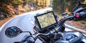 Lire la suite à propos de l’article Welches Motorrad Navi kaufen ?